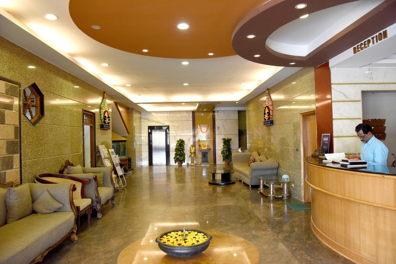 Hotel Sharada International Udupi Exterior photo