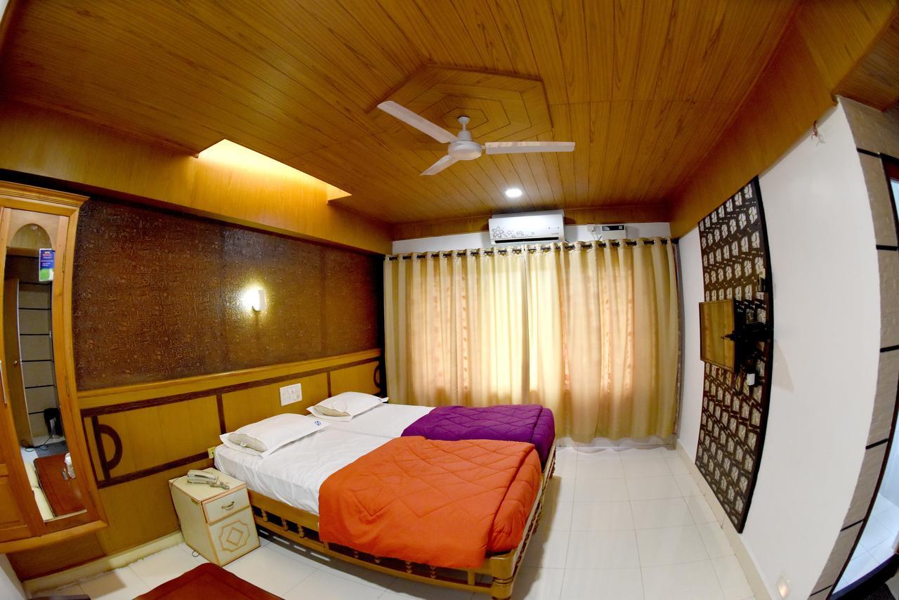 Hotel Sharada International Udupi Exterior photo