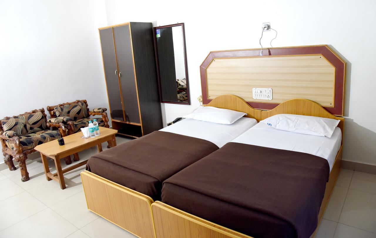 Hotel Sharada International Udupi Exterior photo