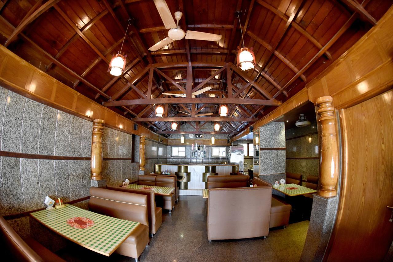 Hotel Sharada International Udupi Exterior photo