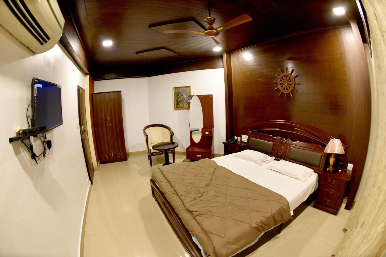 Hotel Sharada International Udupi Exterior photo