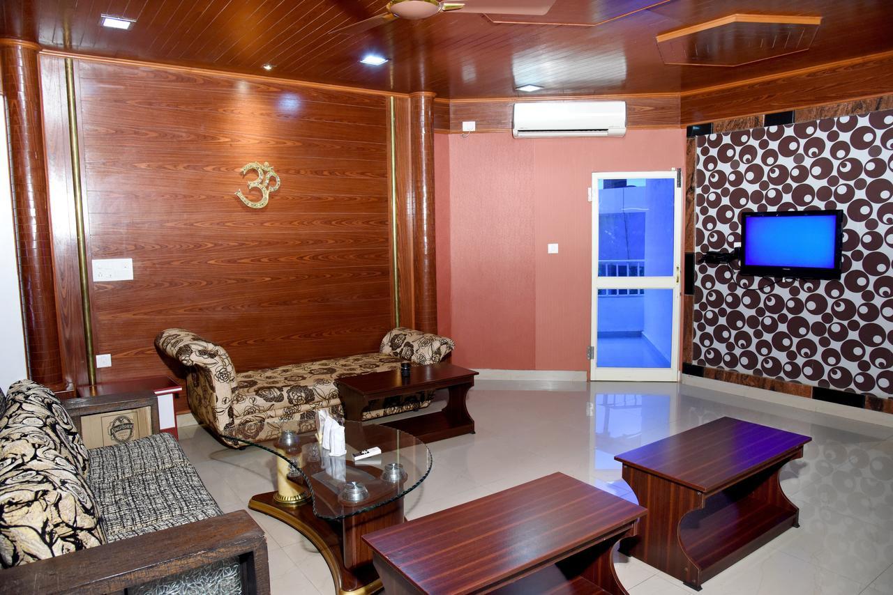 Hotel Sharada International Udupi Exterior photo